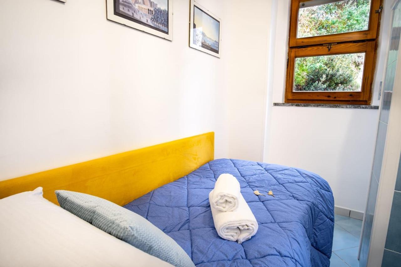La Casetta Linda - New 2 Bedroom Apt In Sorrento With Seaview Terrace 외부 사진