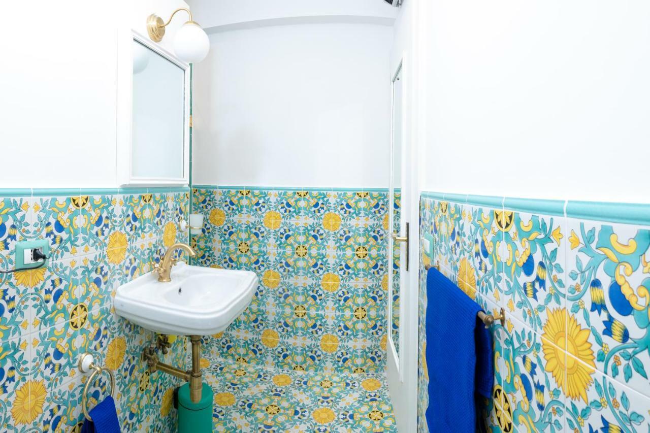 La Casetta Linda - New 2 Bedroom Apt In Sorrento With Seaview Terrace 외부 사진